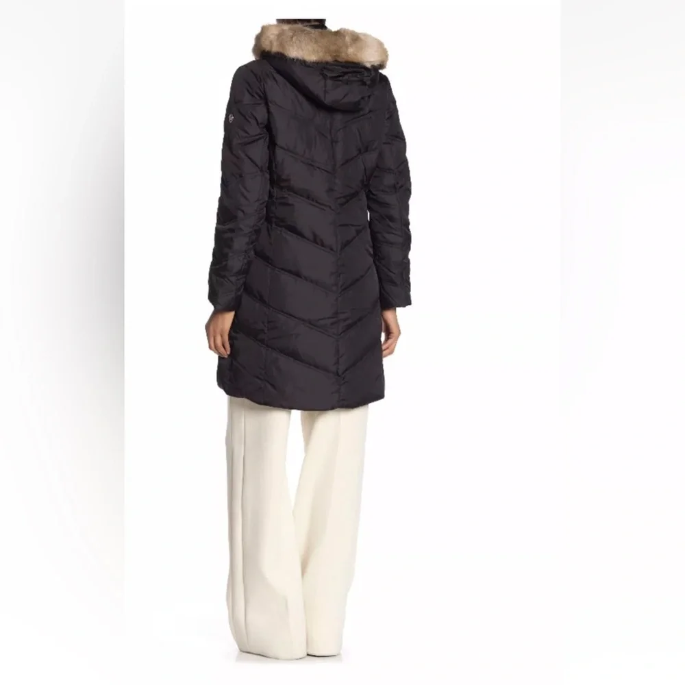 Michael Kors Missy 3/4 Down Faux Fur Hooded Quilted Jacket - Picture 5 of 12